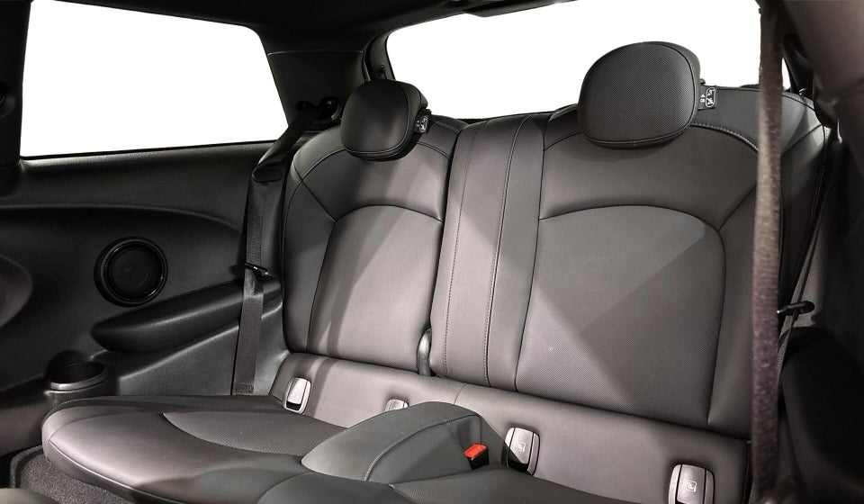 MINI Cooper SE Classic Trim 3d