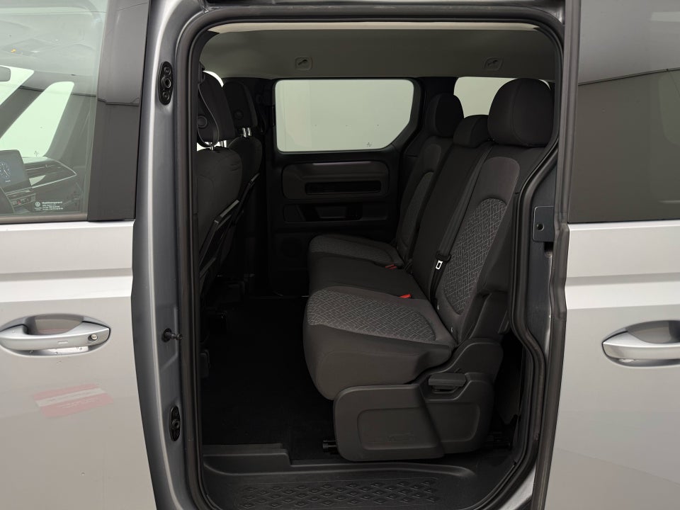 VW ID.Buzz 77 Pro SWB 5d