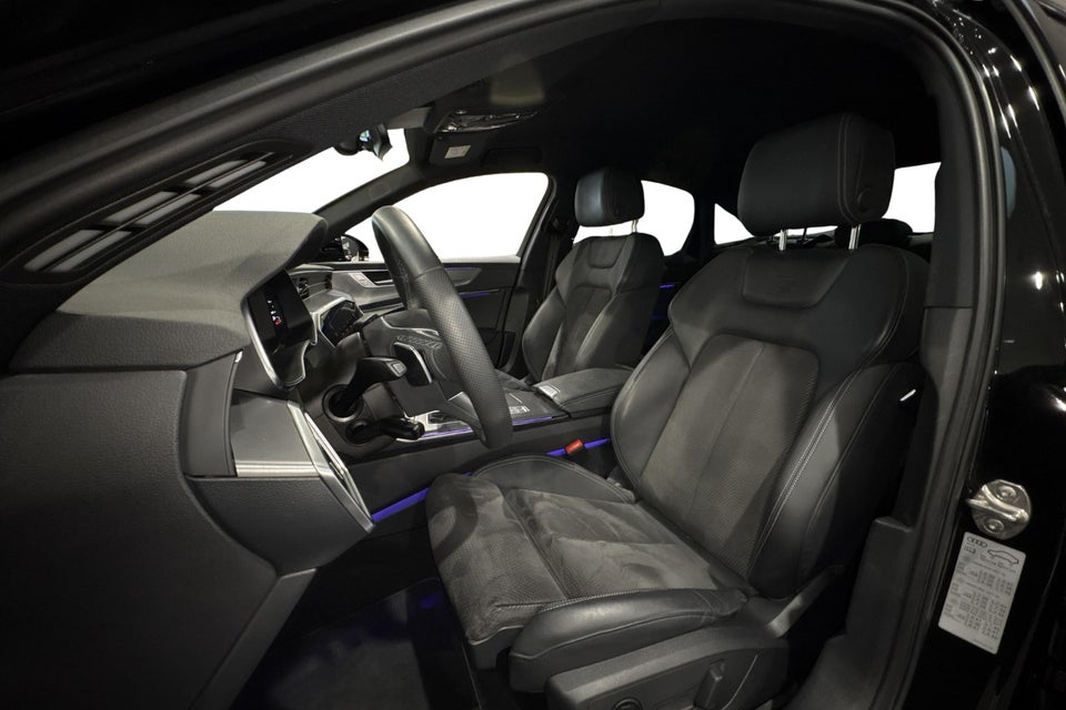 Audi A6 55 TFSi e Sport Prestige Avant quattro S-tr. 5d