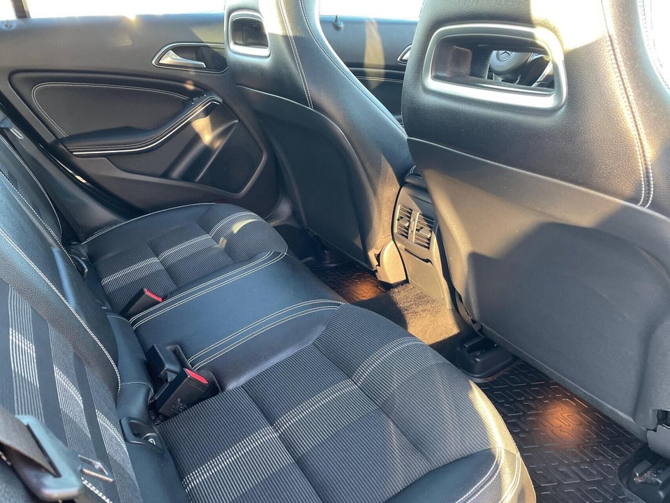 Mercedes CLA200 1,6 Coupé aut. 4d