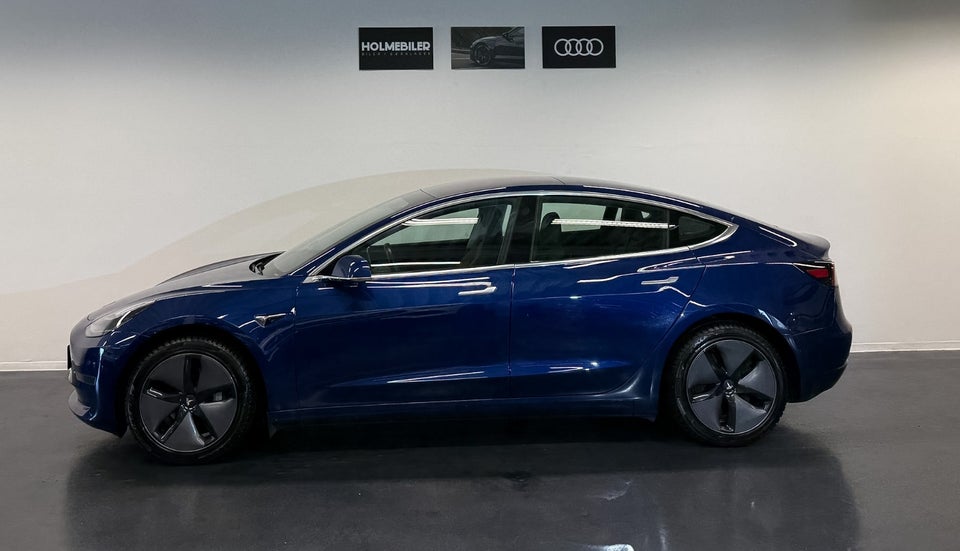 Tesla Model 3 Long Range RWD 4d
