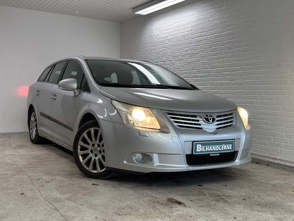 Toyota Avensis 2,0 D-4D T2 stc. 5d