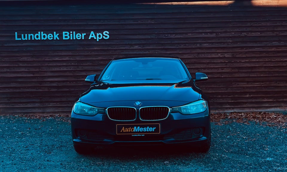 BMW 320d 2,0 Touring 5d