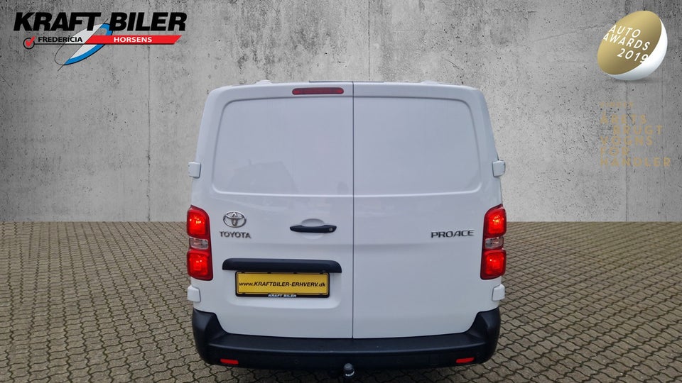 Toyota ProAce 2,0 D 122 Long Comfort Master 4d