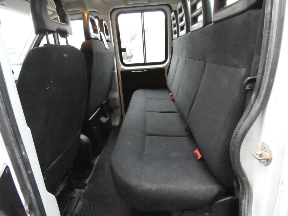 Iveco Daily 2,3 35S14 Mandskabsvogn m/lad 4d
