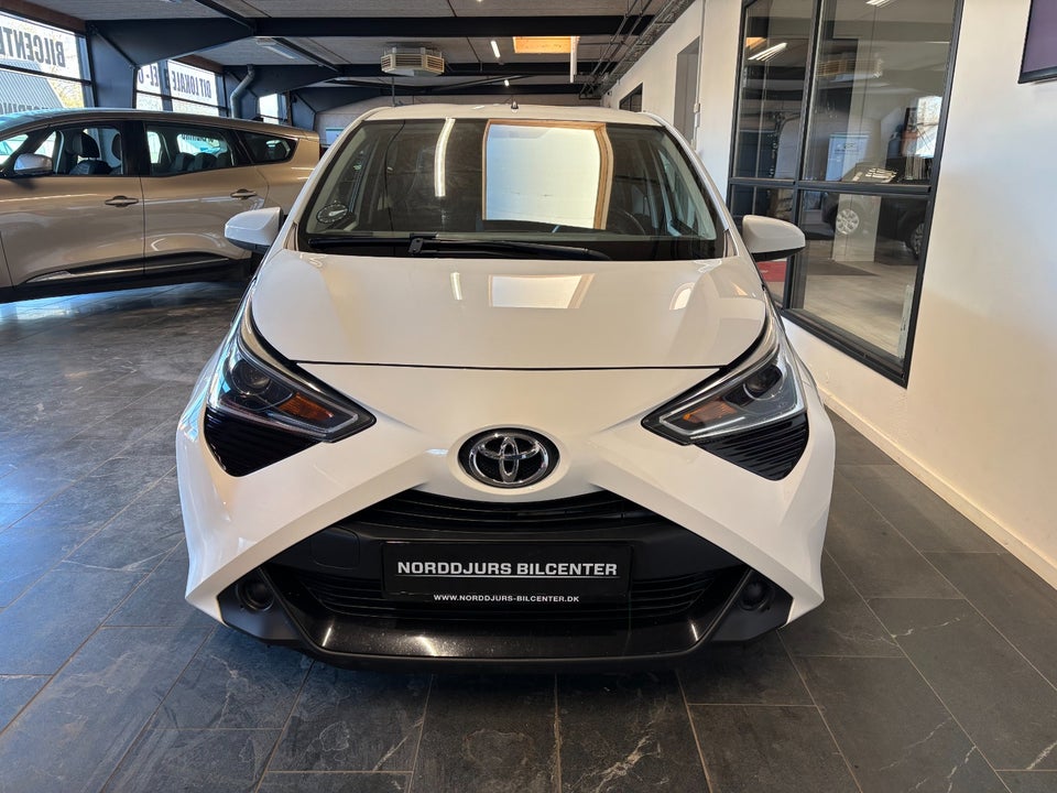 Toyota Aygo 1,0 VVT-i x-pose 5d