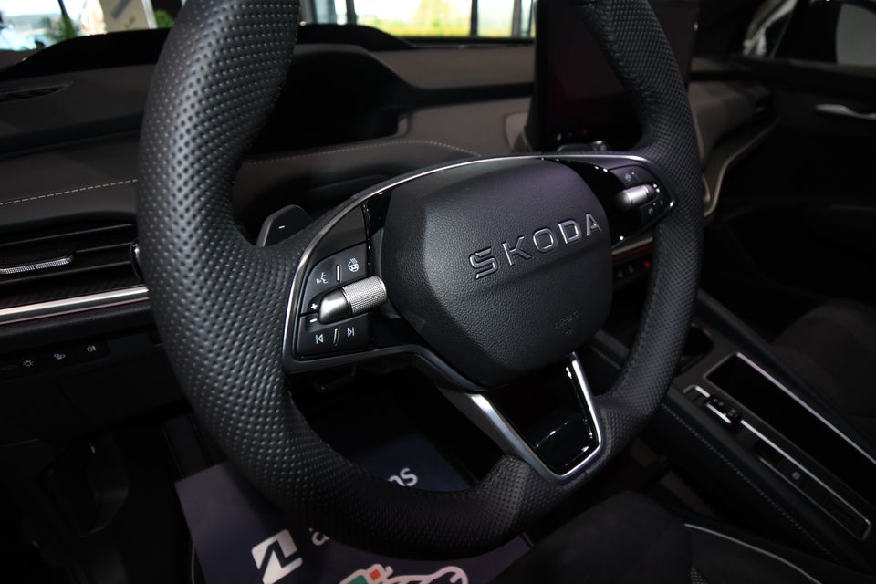 Skoda Enyaq 85x iV Sportline Maxx 5d