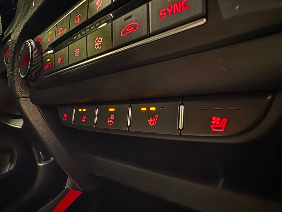 Kia Ceed 1,6 CRDi 136 Intro Edition SW DCT 5d