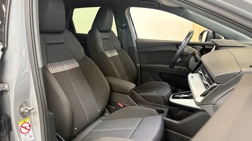Audi Q4 e-tron 40  5d