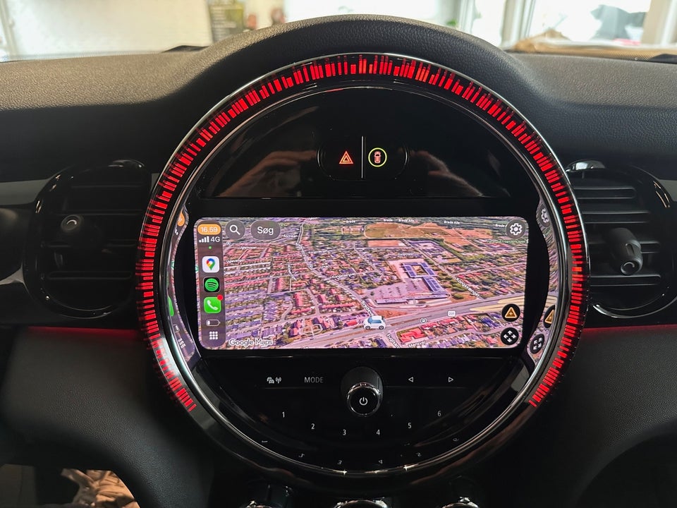 MINI Cooper SE Essential 3d