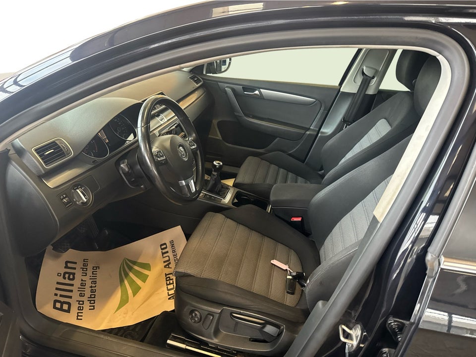 VW Passat 2,0 TDi 140 Comfortline Variant BMT 5d