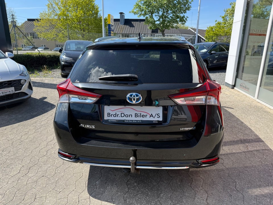 Toyota Auris 1,8 Hybrid H2 Comfort Touring Sports CVT 5d