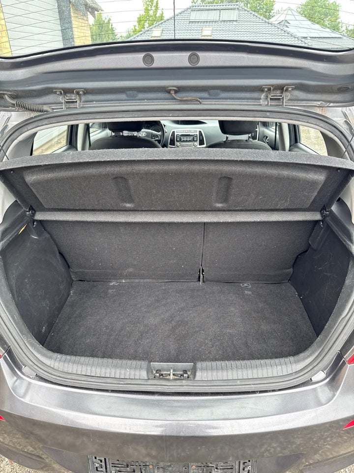 Hyundai i20 1,25 Classic XTR 5d