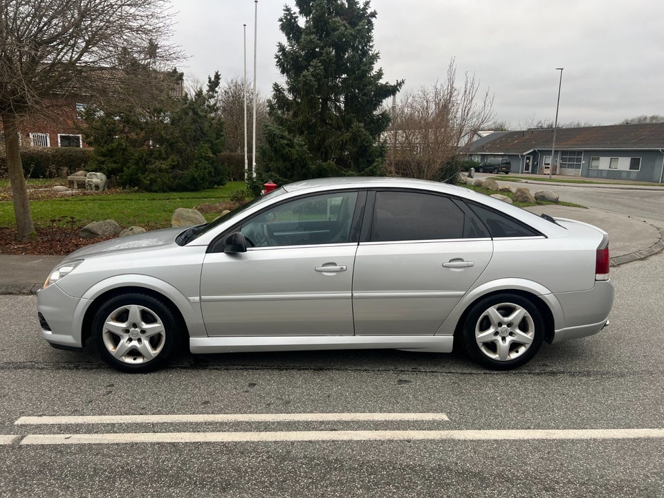 Opel Vectra 2,8 Turbo Sport 5d