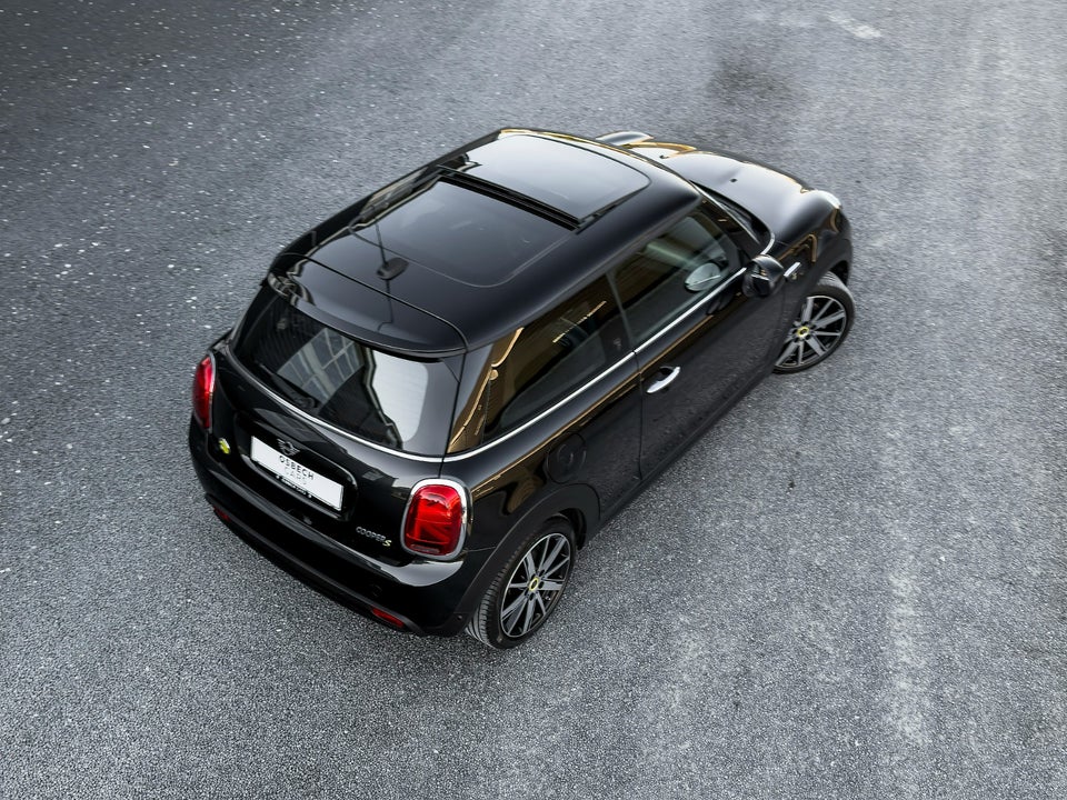 MINI Cooper SE Younique Trim 3d