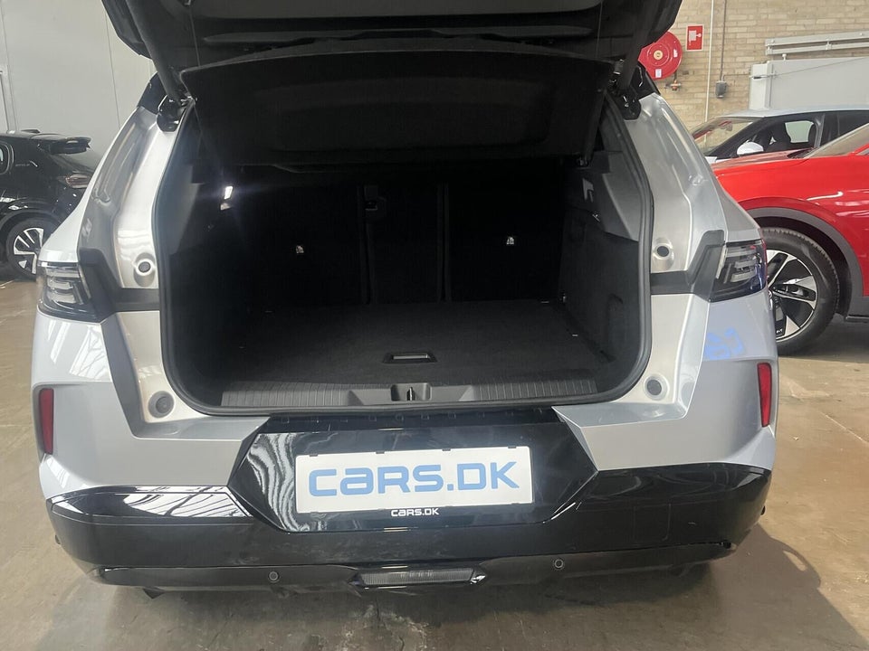 Opel Grandland-e 73 GS Sky 5d