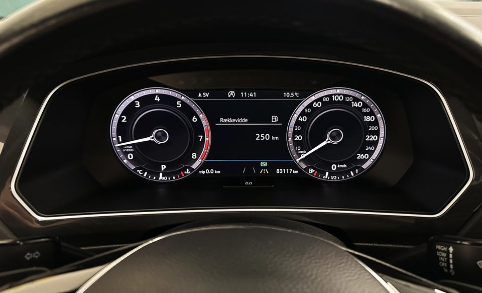 VW Tiguan 1,4 TSi 150 R-line DSG 4Motion 5d