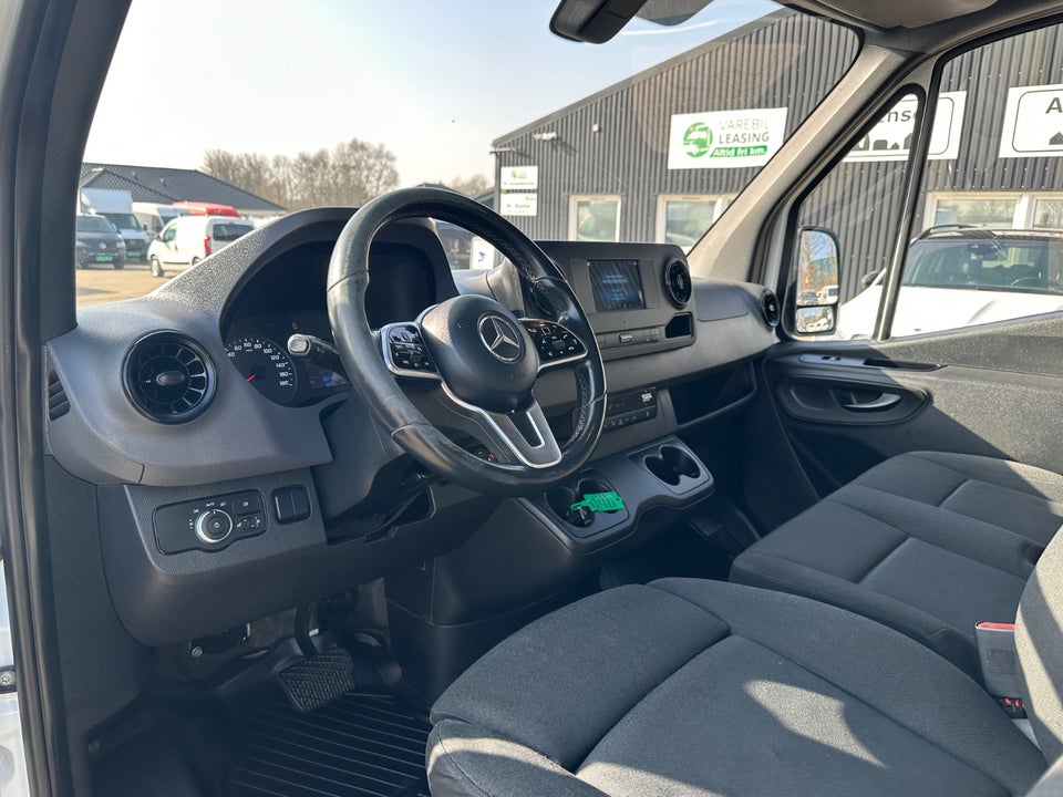 Mercedes Sprinter 317 2,0 CDi A2 Kassevogn aut. RWD