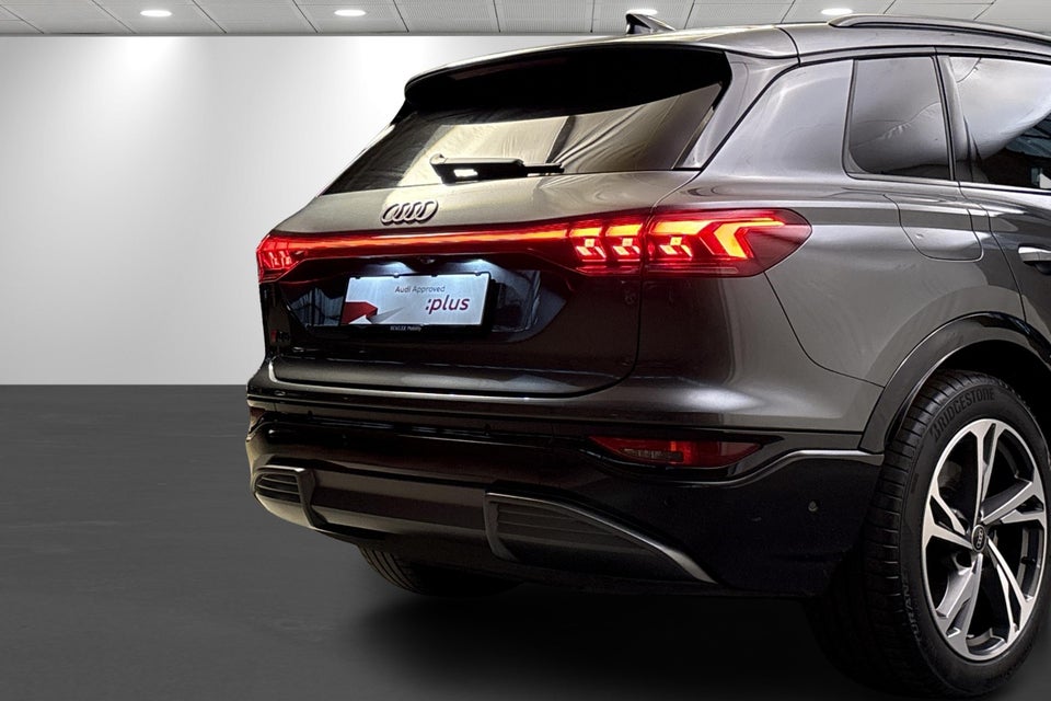 Audi Q6 e-tron Ultra quattro 5d