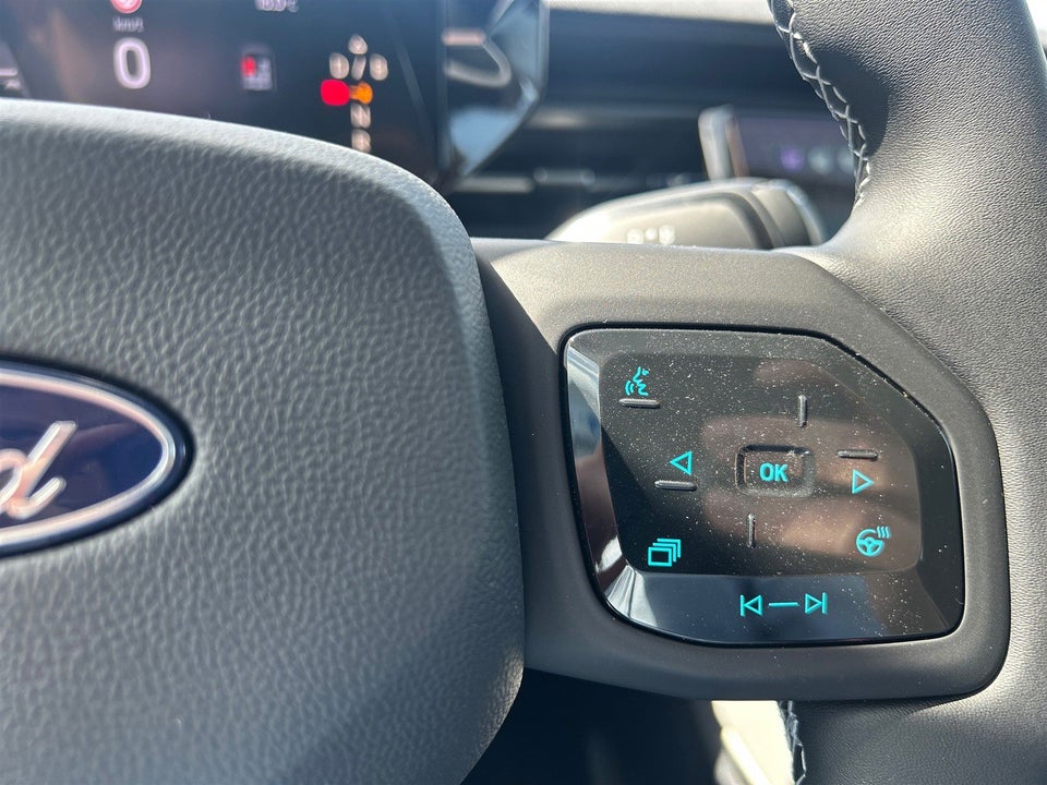 Ford Explorer 82 Select Extended Range 5d