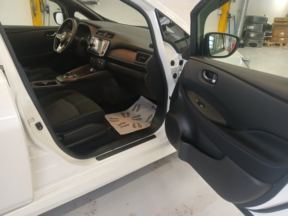 Nissan Leaf 39 Acenta 5d