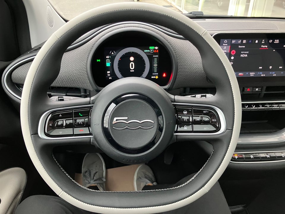 Fiat 500e 42 la Prima 3+1 4d