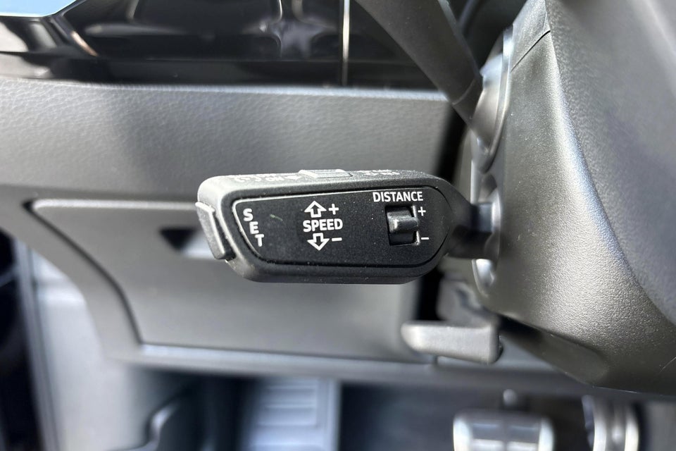 Audi Q8 e-tron 55 S-line quattro 5d