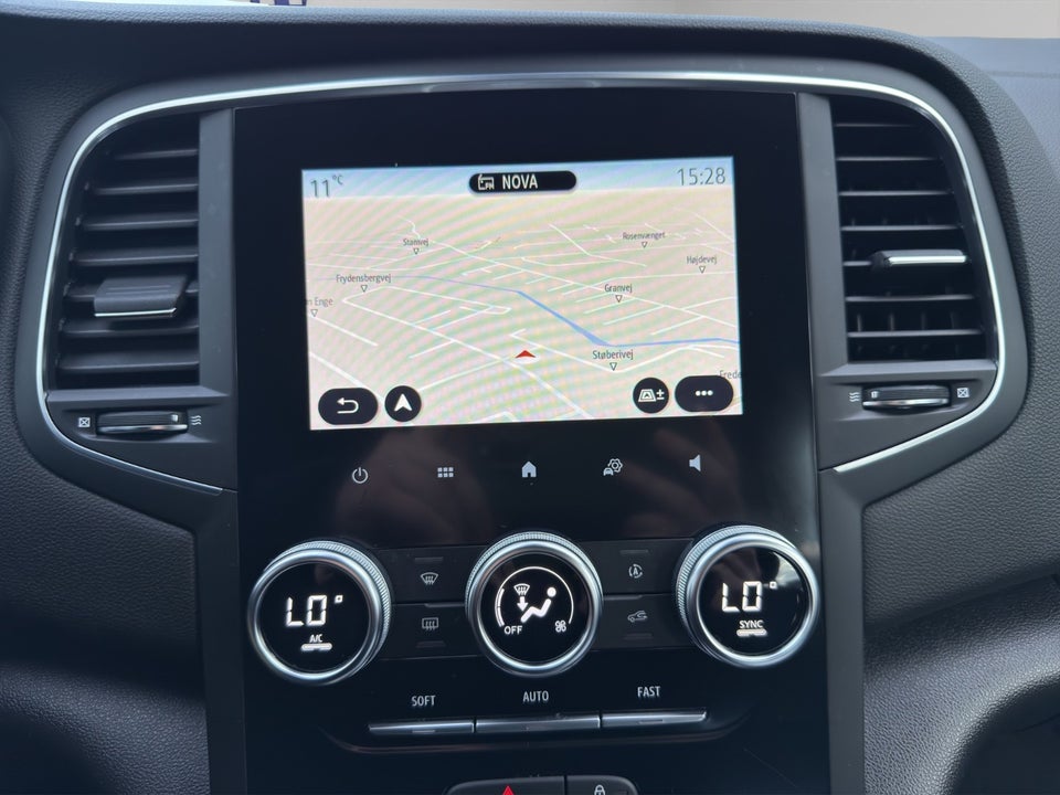 Renault Megane IV 1,6 E-Tech Zen Sport Tourer 5d