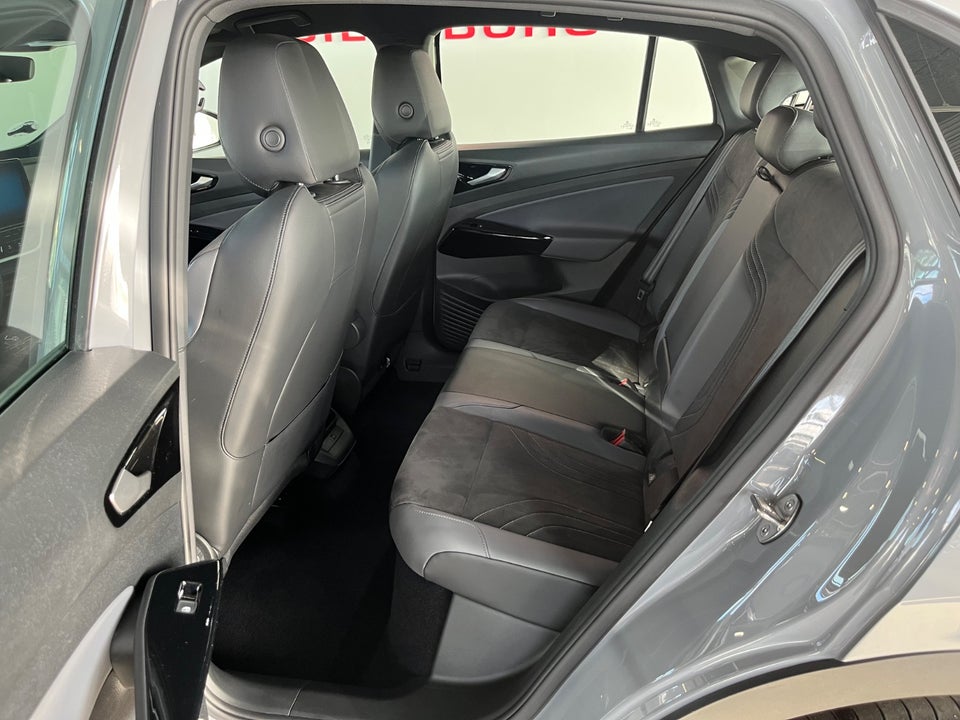 VW ID.5 77 Pro Performance 5d