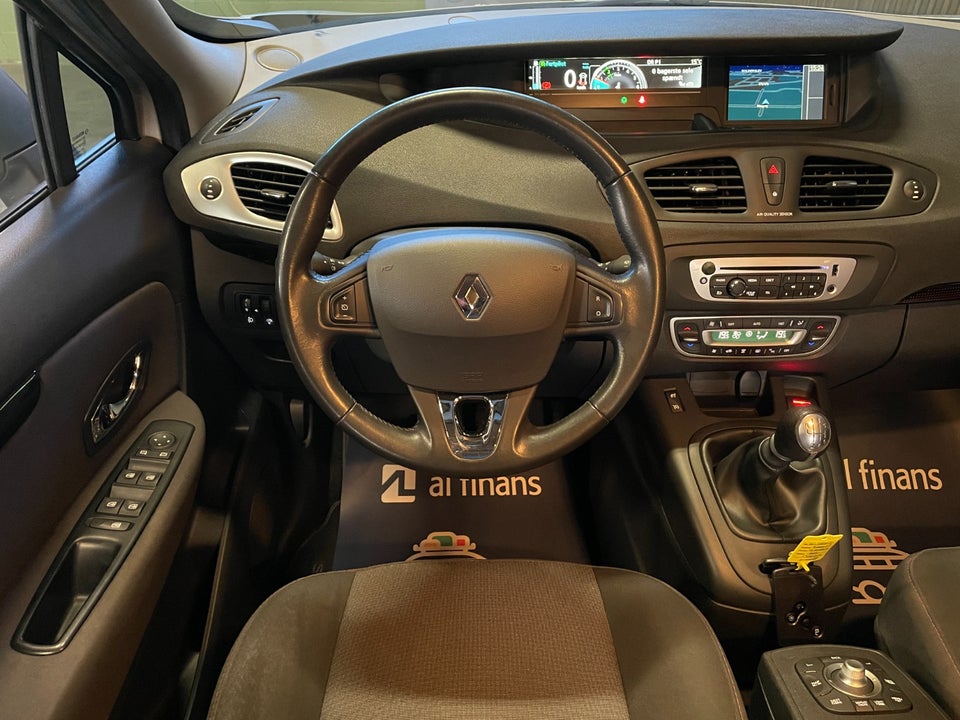 Renault Grand Scenic III 1,5 dCi 110 Dynamique 7prs 5d