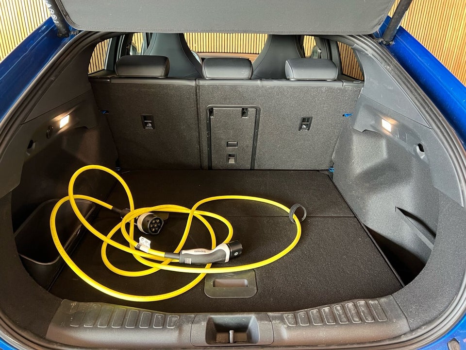 Ford Capri 77 Select Extended Range 5d