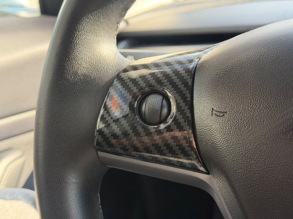 Tesla Model 3 Standard Range+ RWD 4d