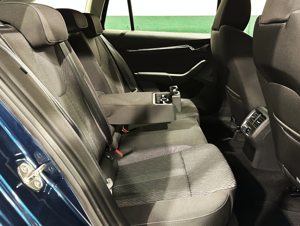 Skoda Octavia 2,0 TDi 150 Style Combi DSG 5d