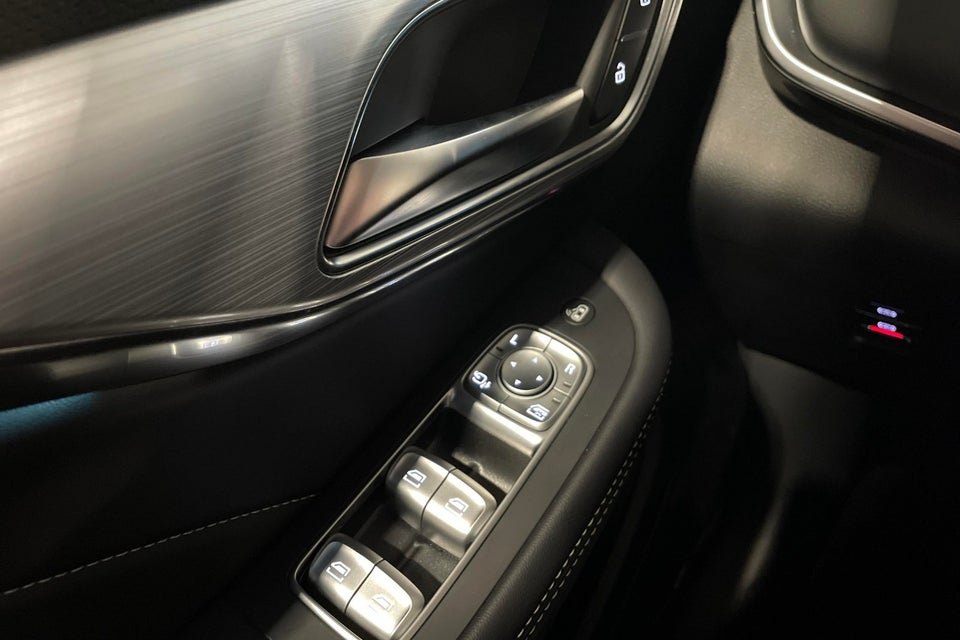 MG Marvel R Performance 5d