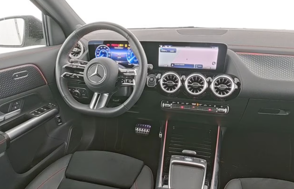 Mercedes EQA250+ AMG Advance 5d