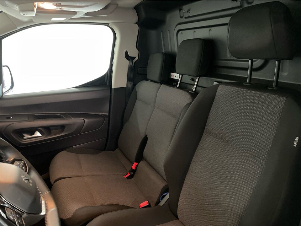 Peugeot Partner 1,5 BlueHDi 130 L2V2 Ultimate EAT8 Van