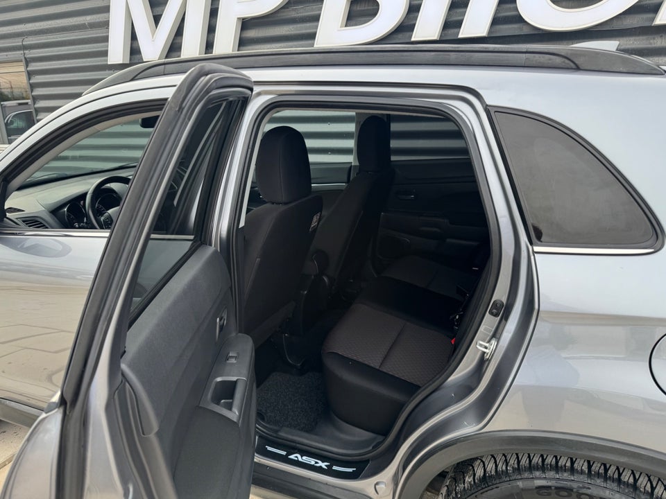 Mitsubishi ASX 1,6 Intense 5d