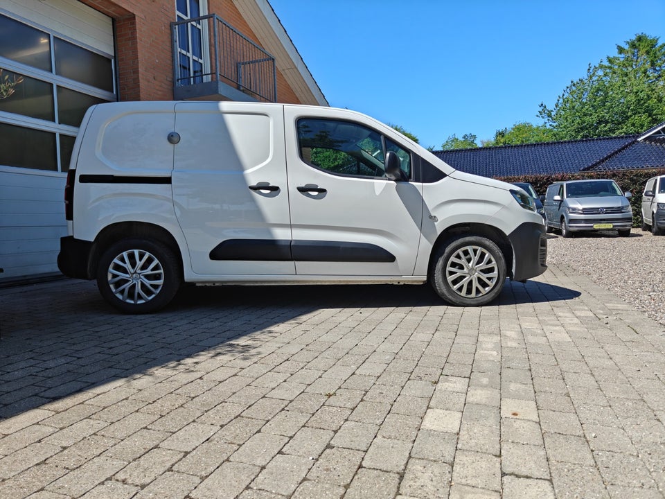 Citroën Berlingo 1,5 BlueHDi 100 L1 ProffLine Van