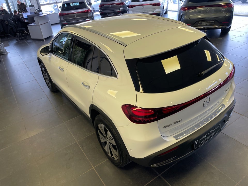 Mercedes EQA350 Progressive Advance Plus 4Matic 5d