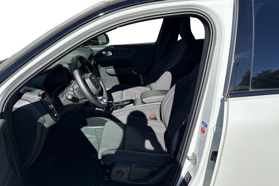 Volvo XC40 ReCharge Twin Plus 5d