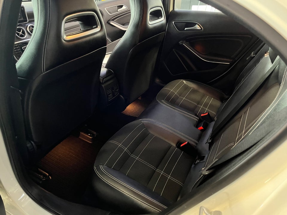 Mercedes A180 1,5 CDi Urban 5d