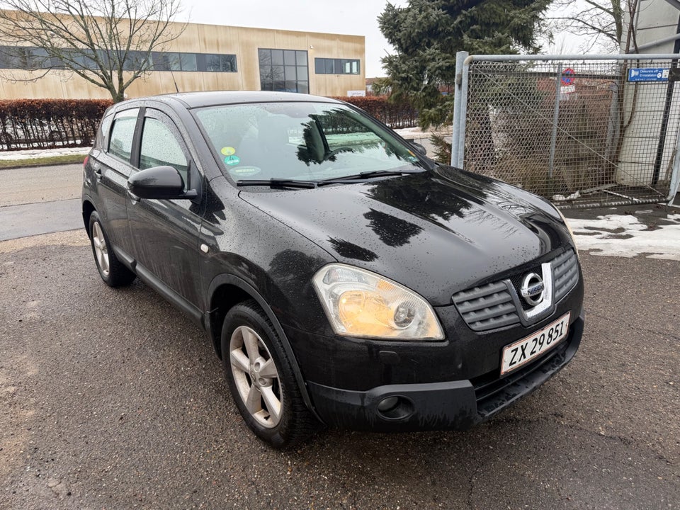 Nissan Qashqai 1,6 Tekna 5d