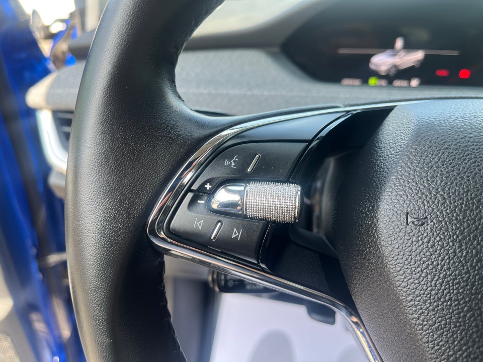 Skoda Enyaq 60 iV Loft 5d