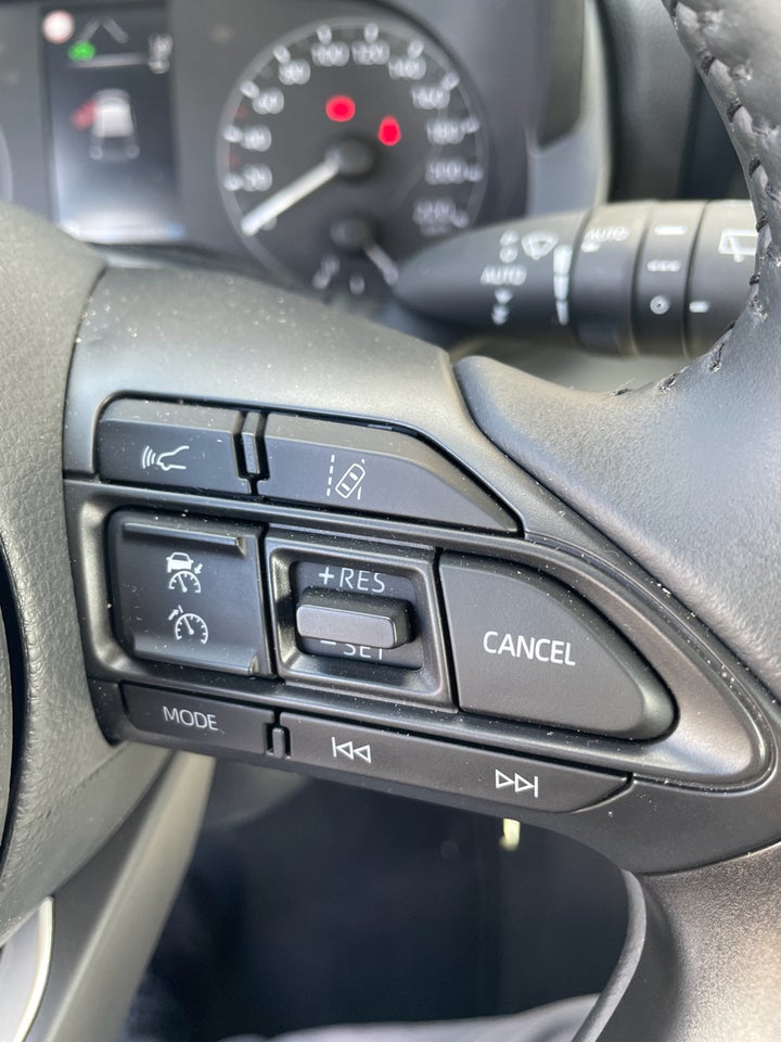 Mazda 2 1,5 Hybrid Pure+ CVT 5d