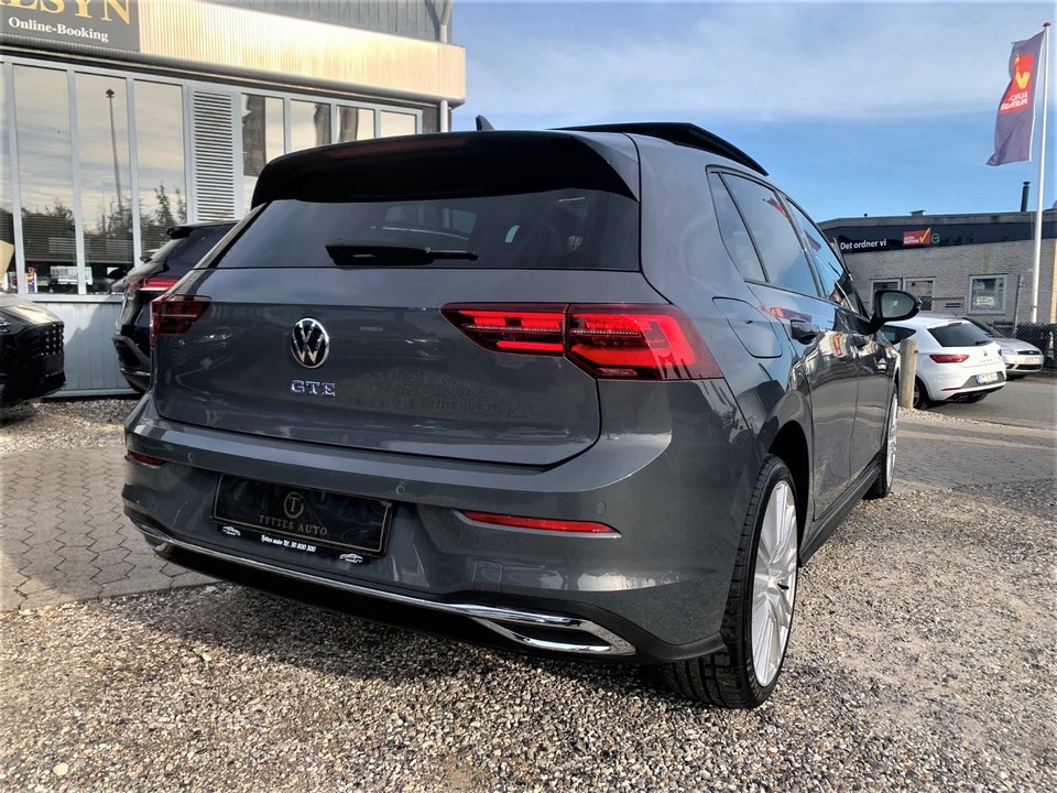 VW Golf VIII 1,4 GTE DSG 5d