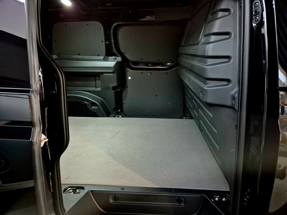 VW ID.Buzz 77 Cargo Pro