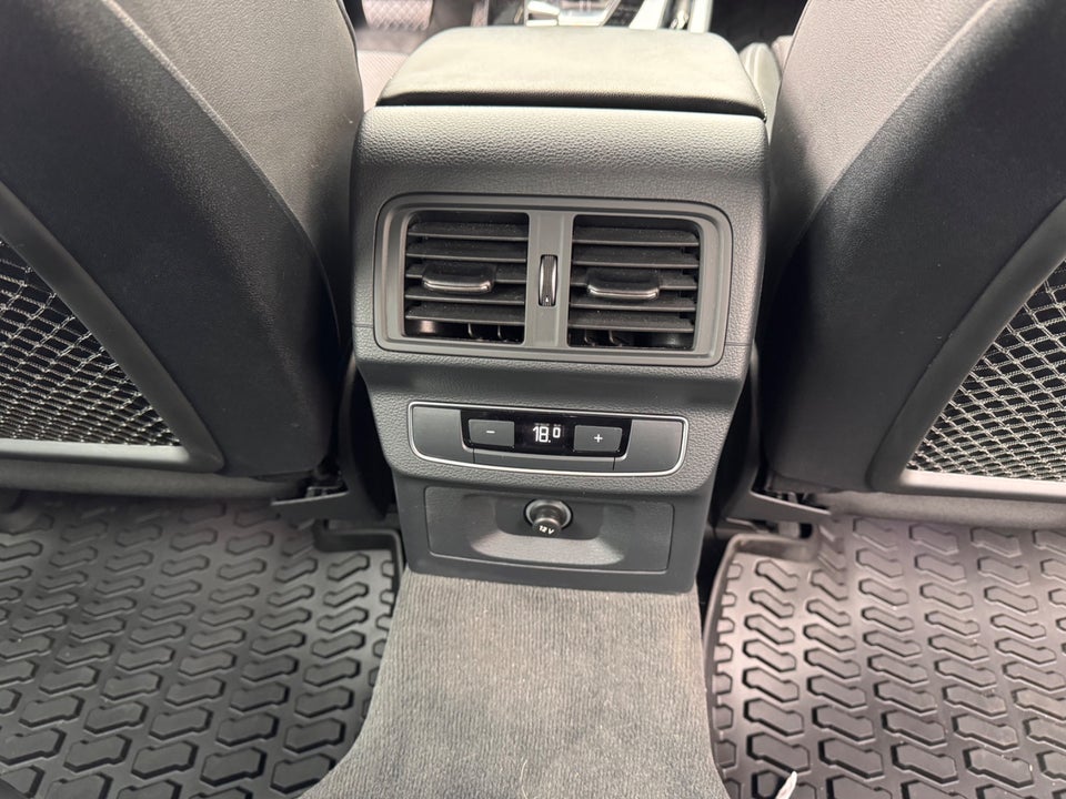 Audi Q5 2,0 TFSi S-line Edition S-tr. 5d