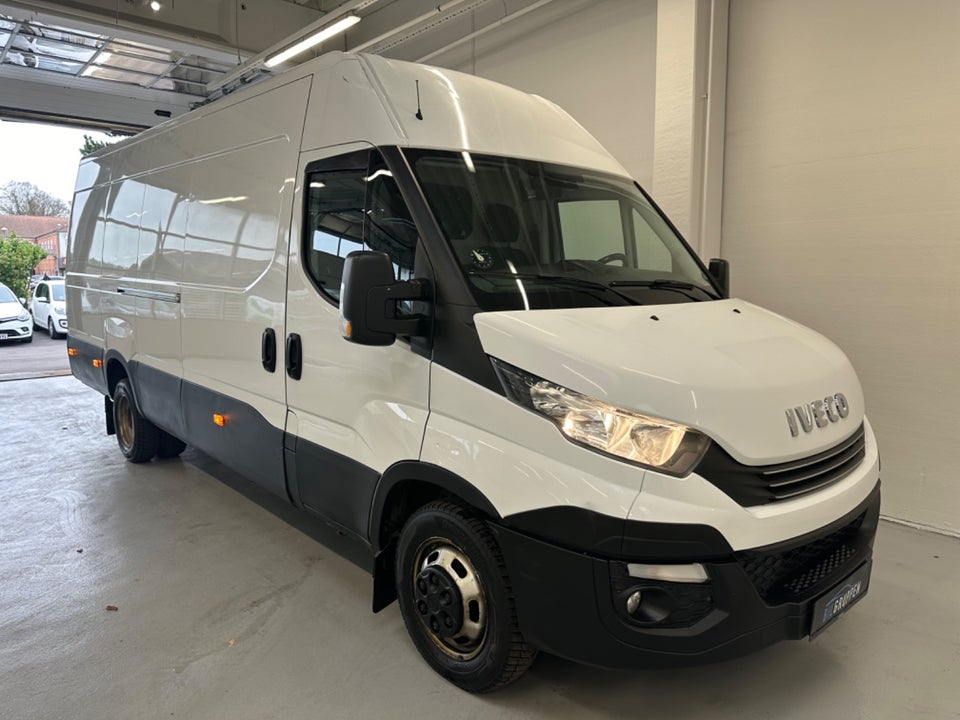 Iveco Daily 3,0 35C18 16m³ Van AG8