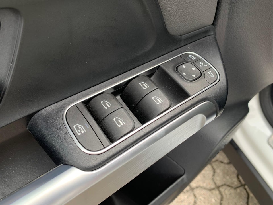 Mercedes EQB250+ Progressive Advance 5d
