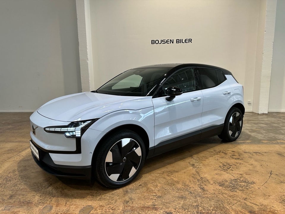 Volvo EX30 Extended Range Ultra 5d